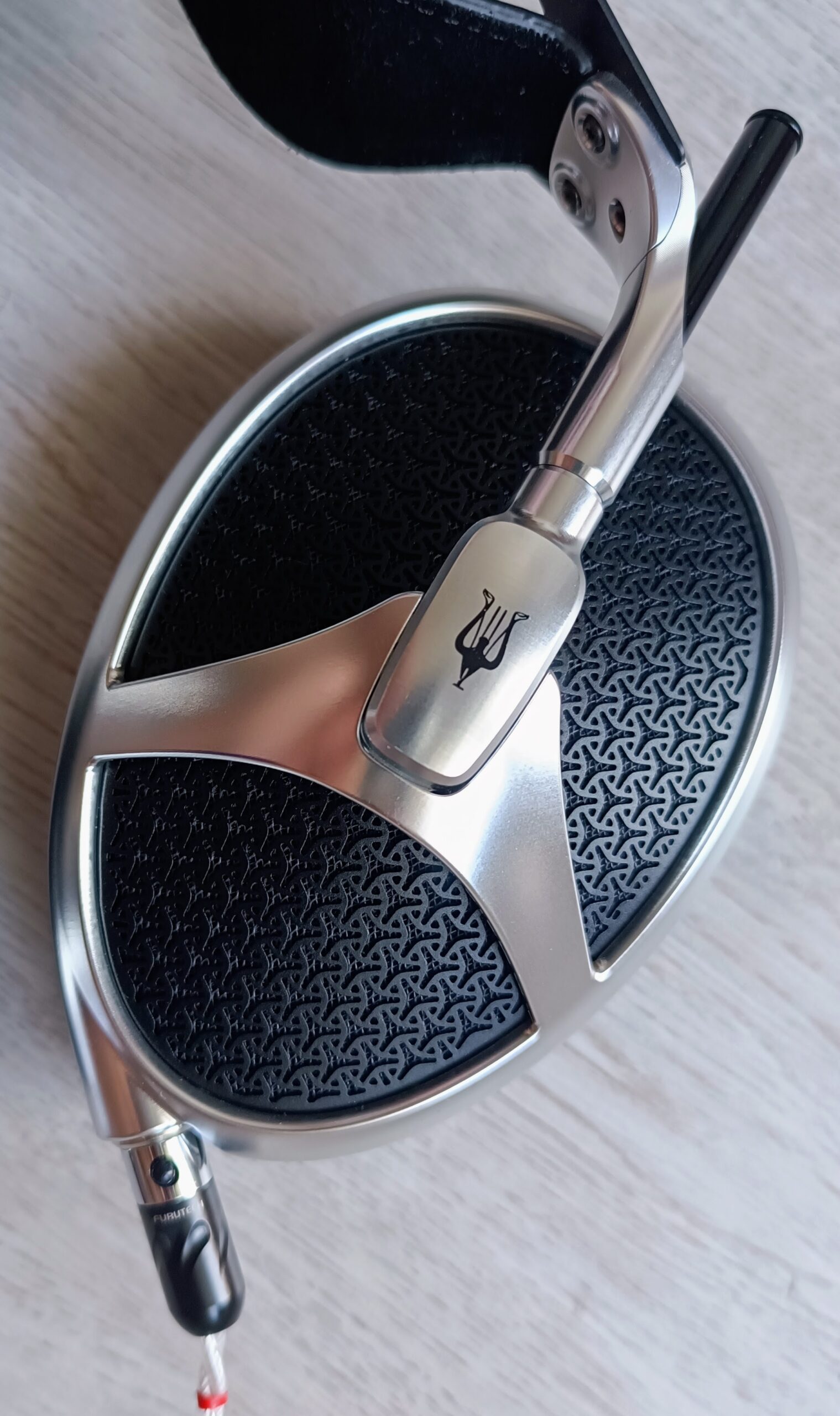 ᐉ Meze Elite Review ᐉ Audiophile Reviews — ichos-reviews