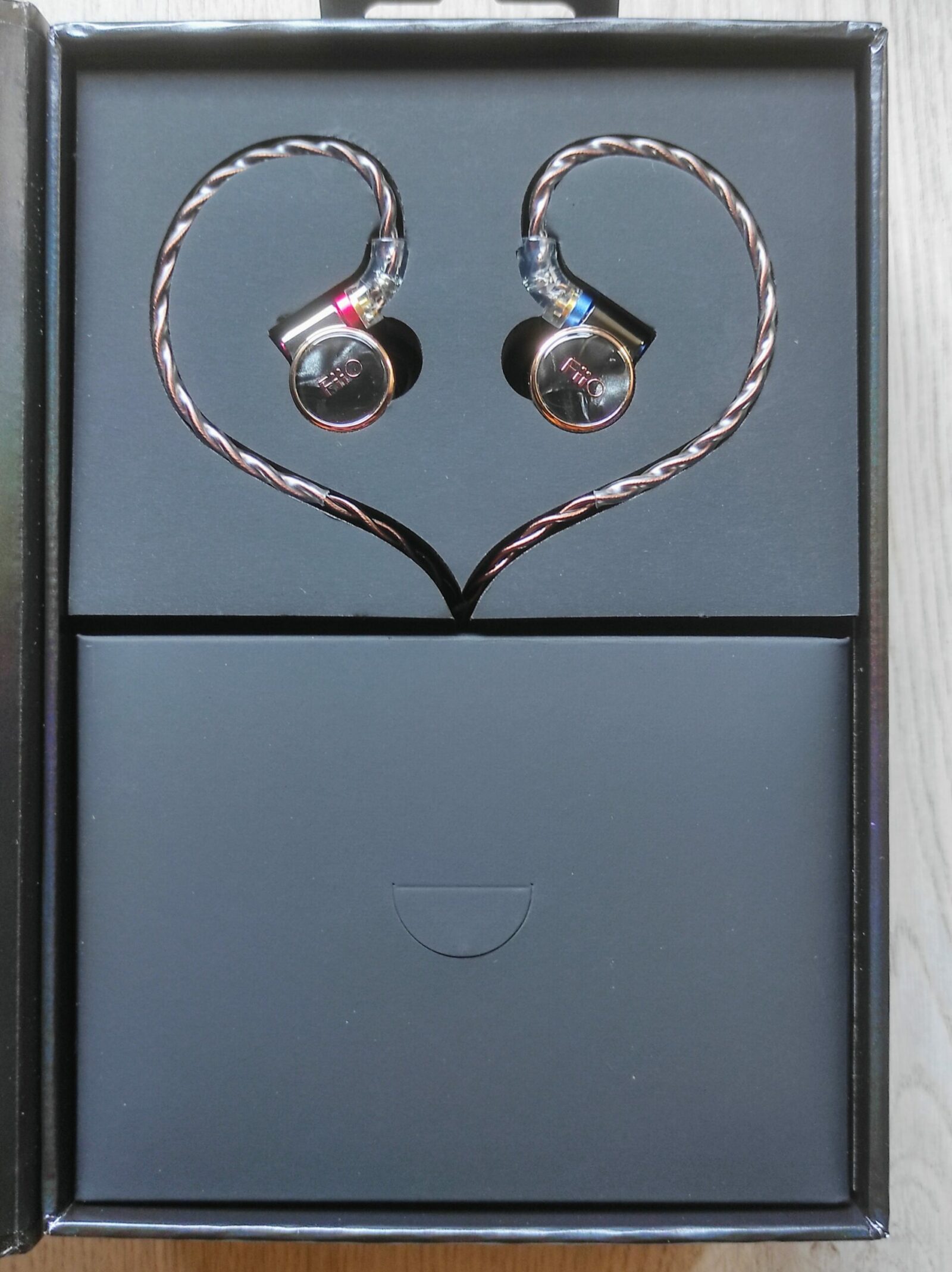 FiiO FD3 ブラック 81-n3NBqWYL.jpg_BO30,255,255,