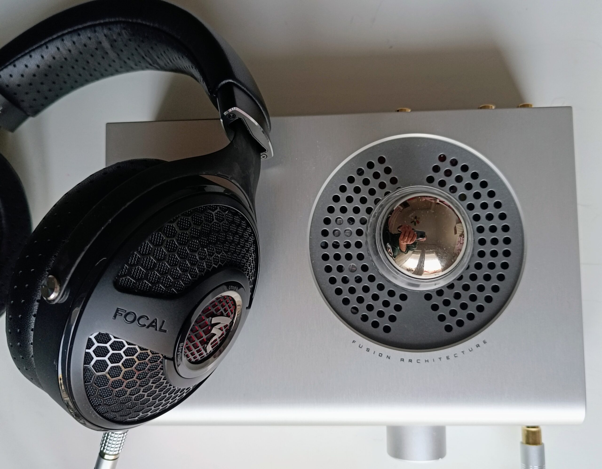 IMG_20230118_163134.jpg Schiit Lyr+ & Focal Utopia