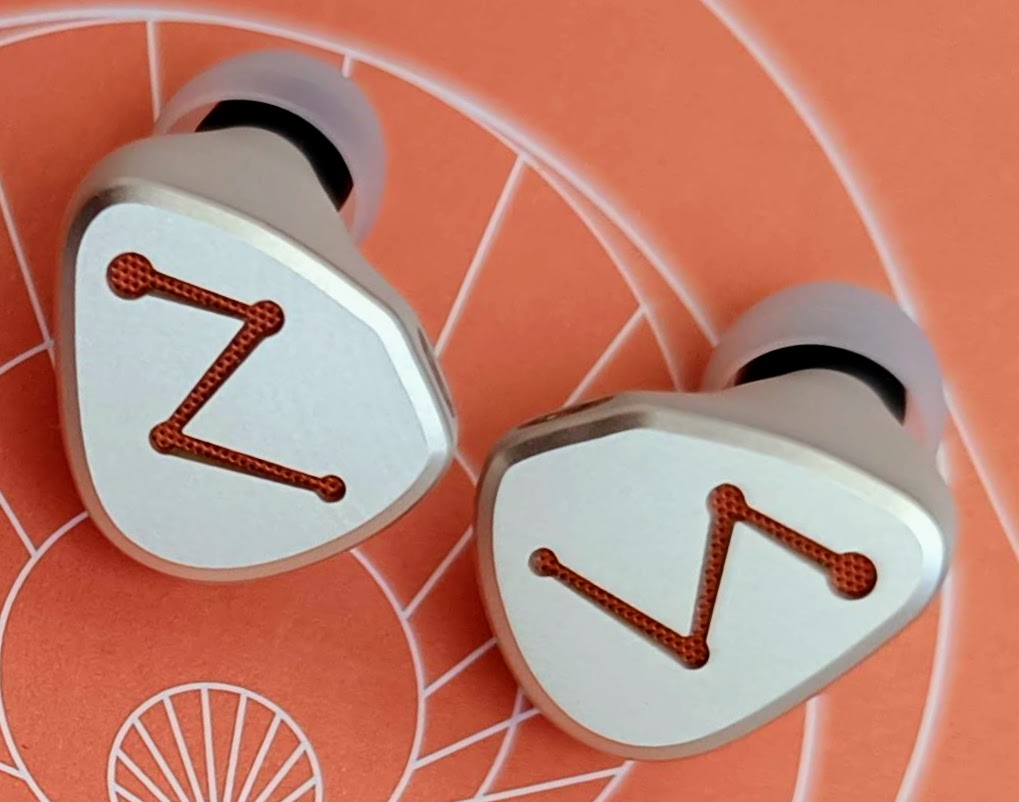ᐉ LETSHUOER DZ4 Review ᐉ Audiophile Reviews — ichos-reviews