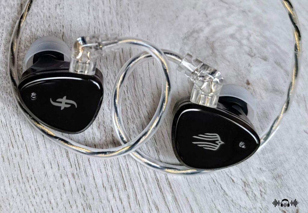 SIMGOT EM6L closer look