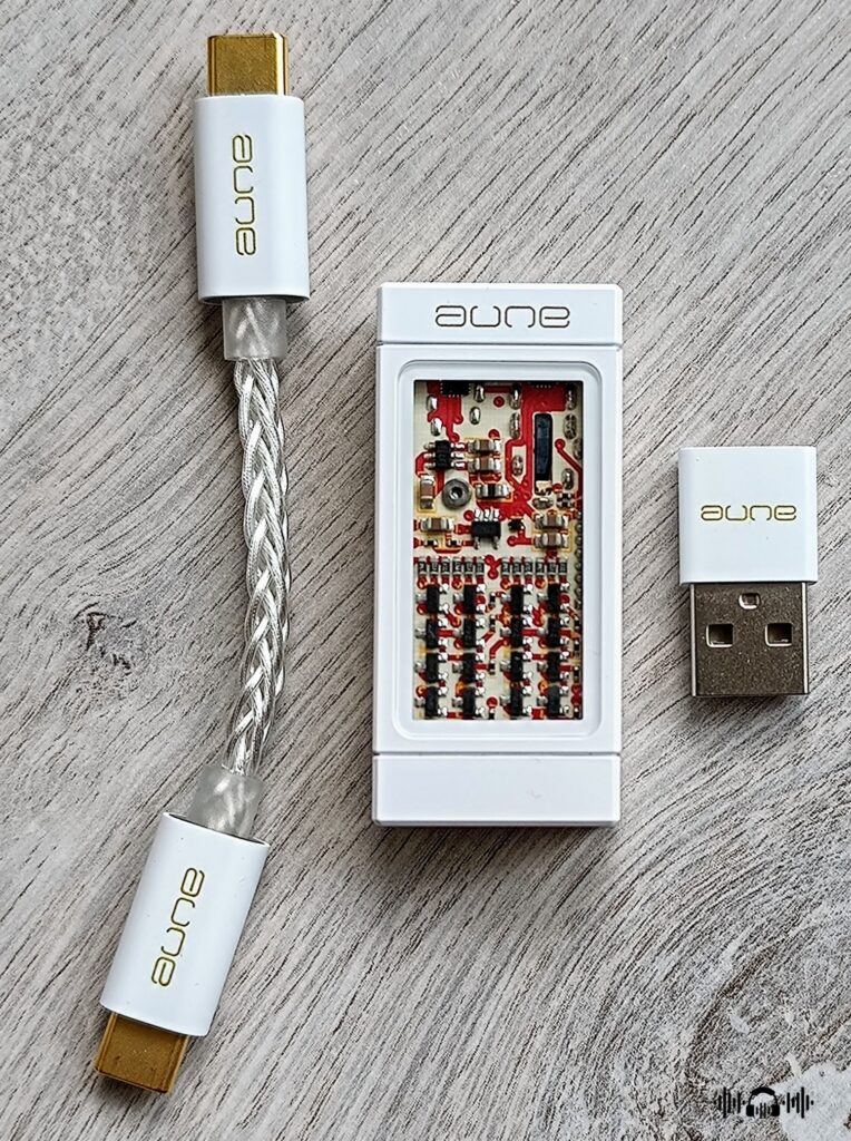 Aune Yuki accessories