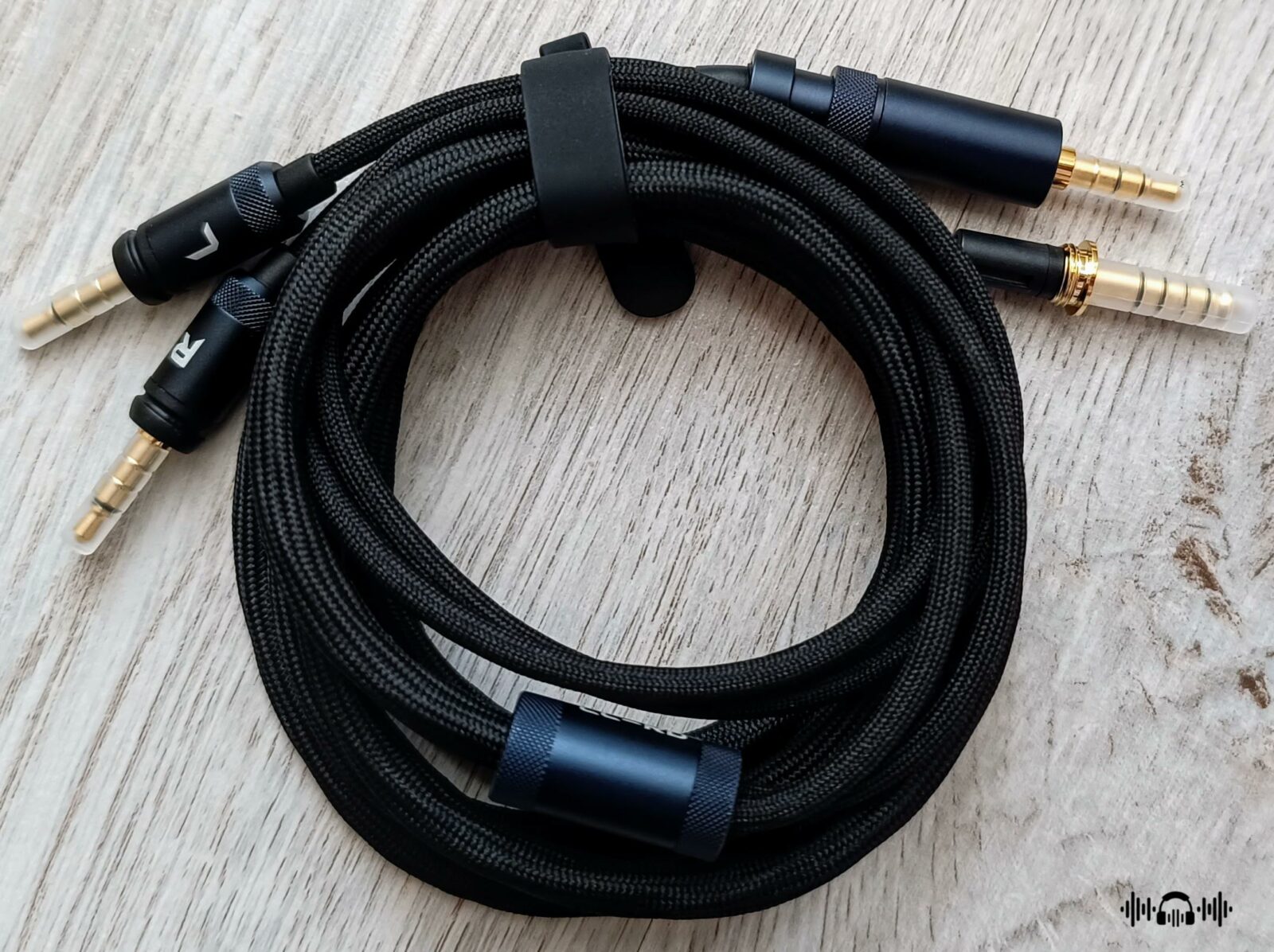 ヘッドホン FIIO LL-RC 2024 3m FiiO LL-RC 2024 • Ear Fidelity
