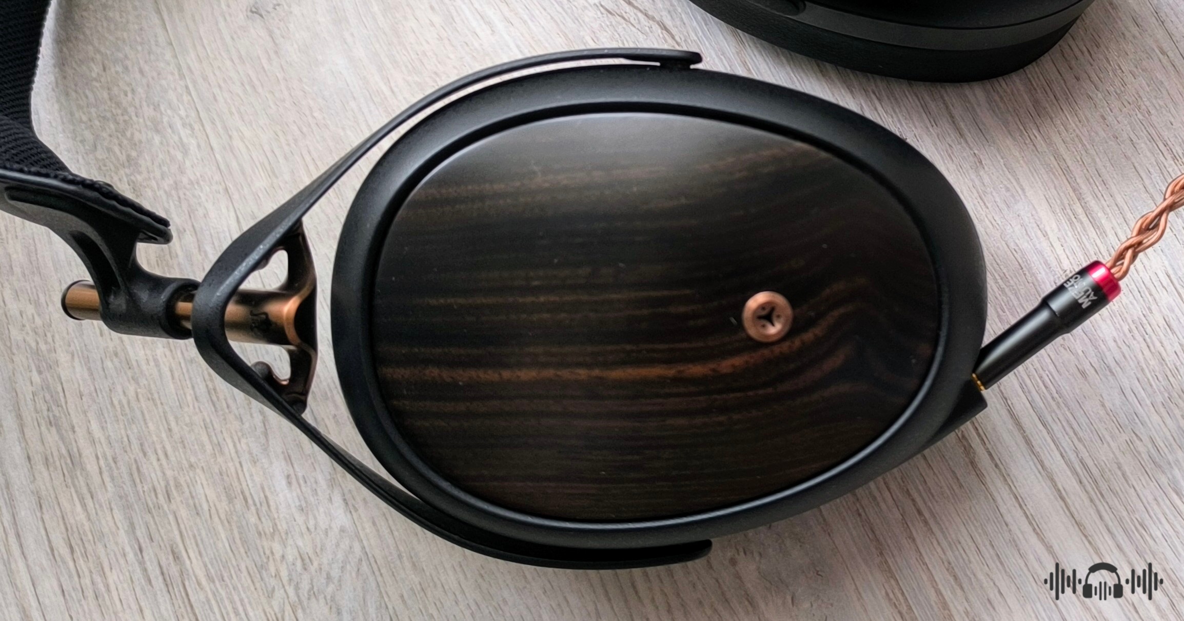 Meze Audio Liric 2 Review ᐉ Ichos Audiophile Reviews