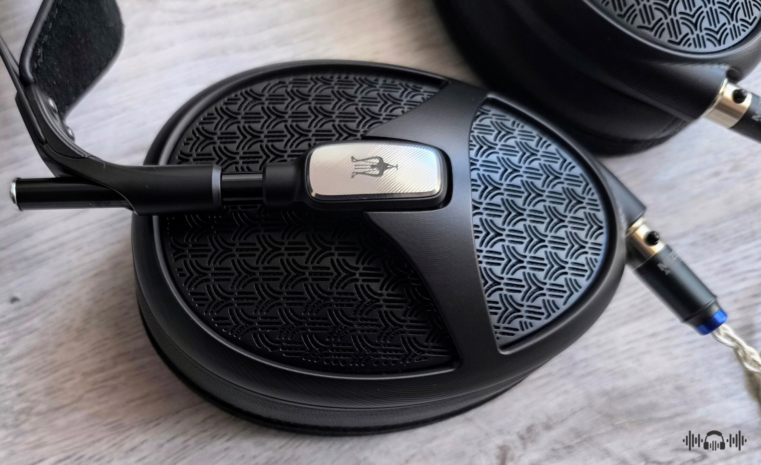 Meze Audio Empyrean II Review ᐉ Ichos Audiophile Reviews