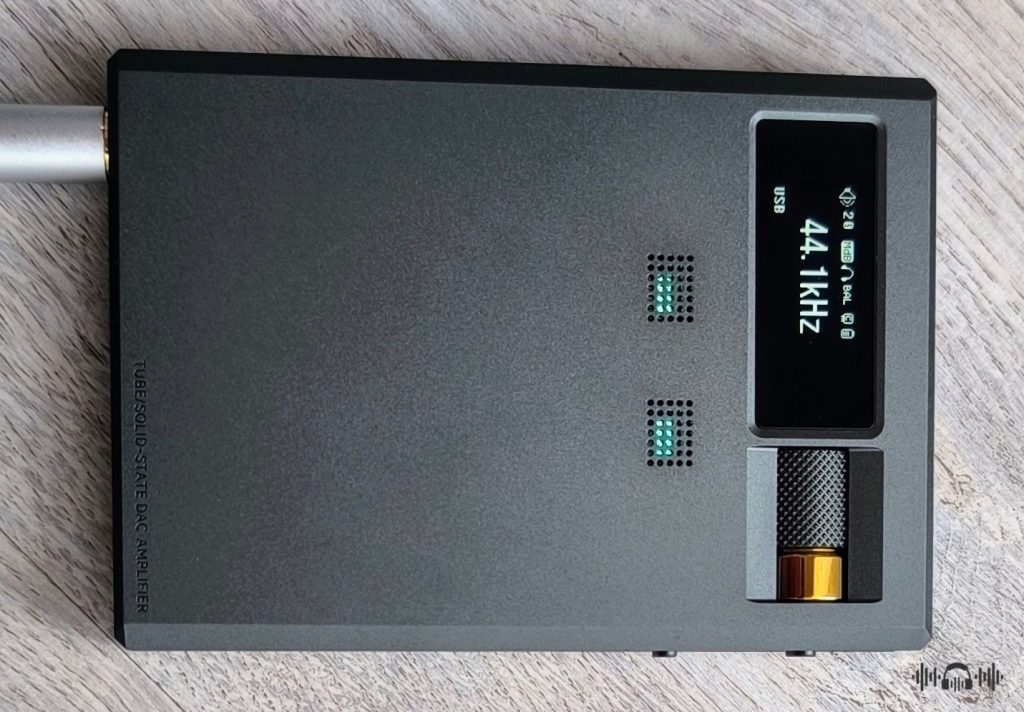 ichos-reviews-cayin-ru9-review